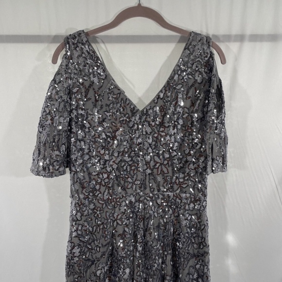 NEW $259‎ Alex Evenings [ 10 ] Sequin Lace Cold Shoulder Trumpet Gown Silver - Picture 12 of 13